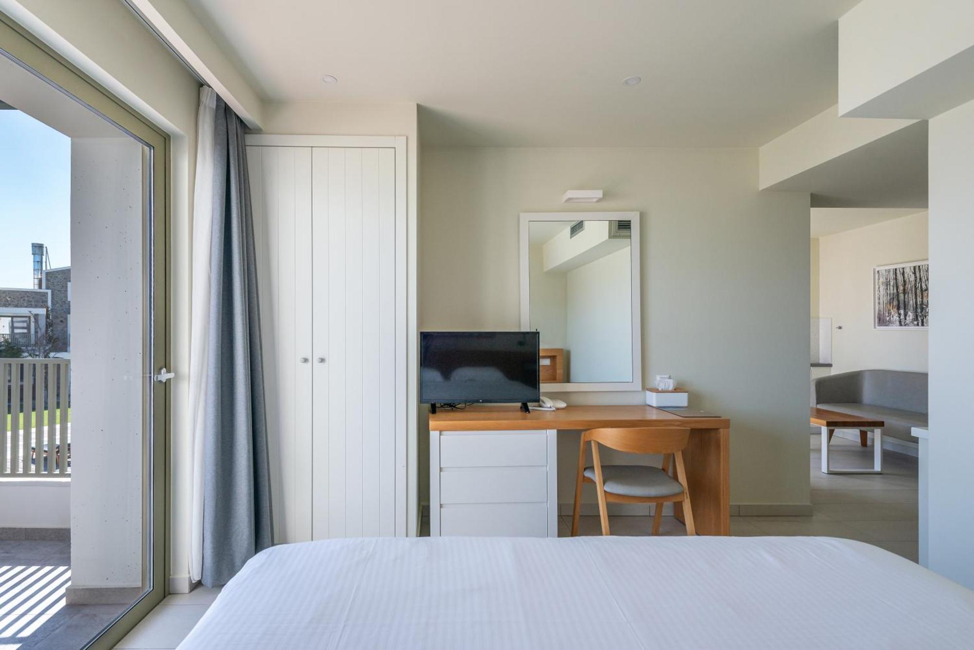 Thalassa Suites Almiros Beach Exterior foto