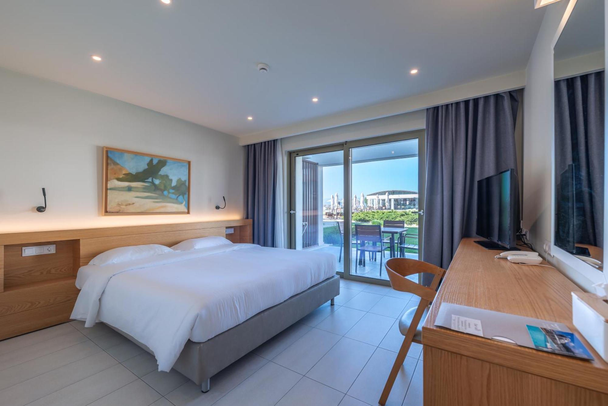 Thalassa Suites Almiros Beach Habitación foto